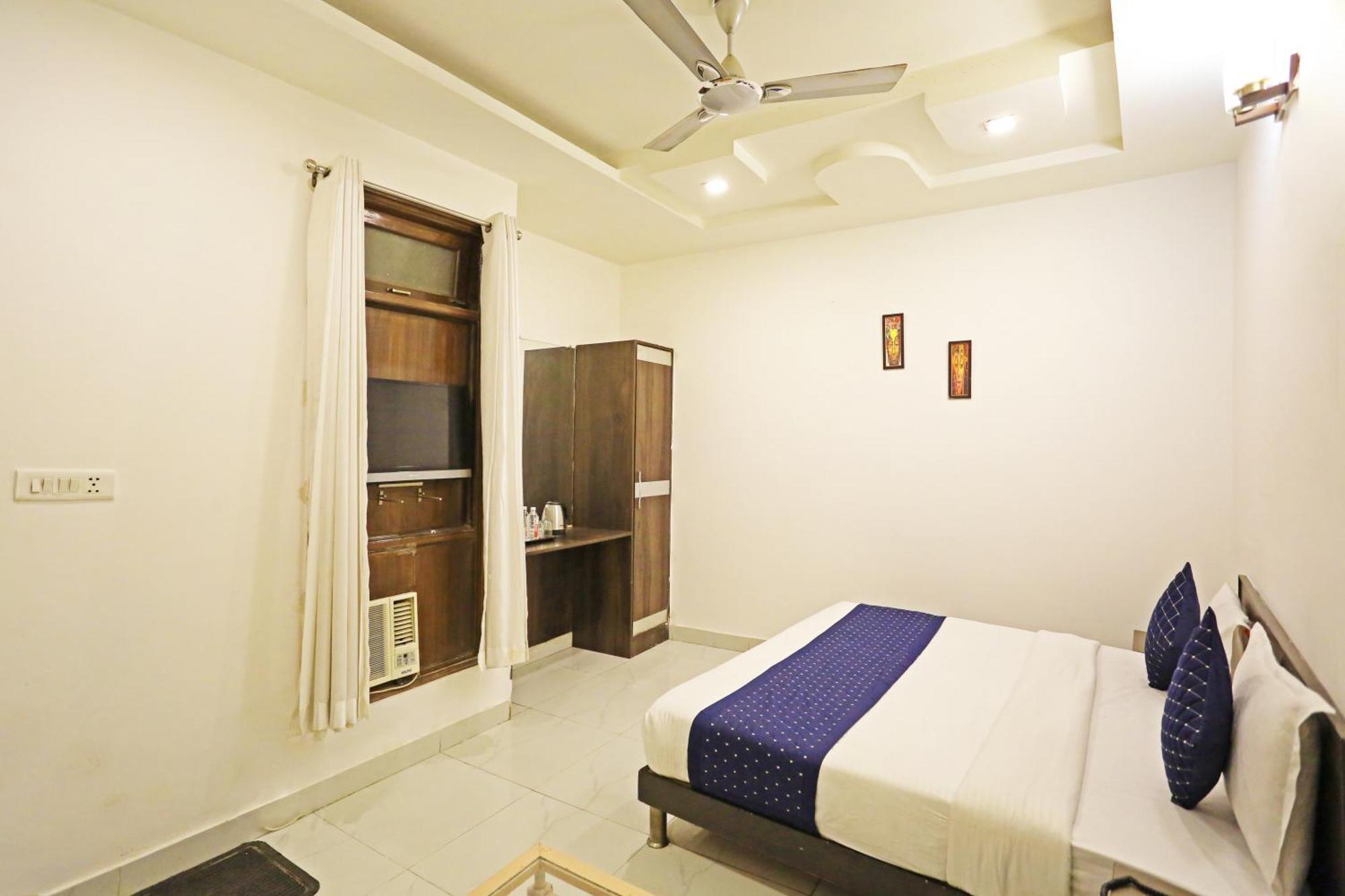 Hotel Ambrosia - Near Delhi Airport New Delhi